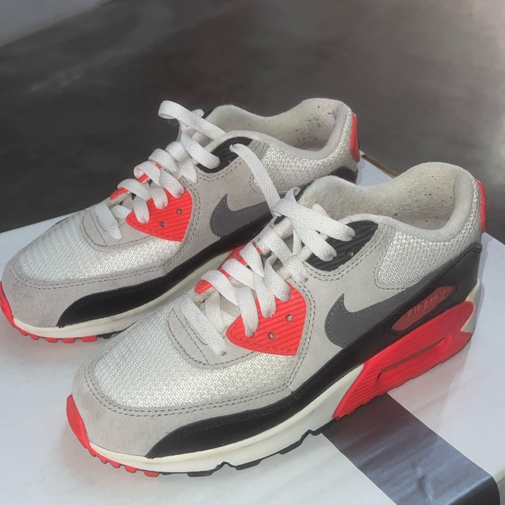 Nike